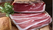 1/2 SPECK LA VENERE SALUMI